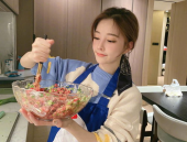吃瓜网红歌手,揭秘吃瓜网红歌手的星光之路